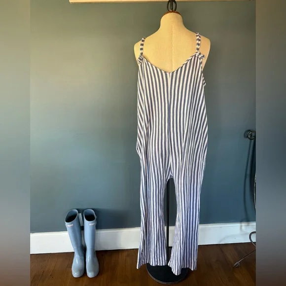 Natural by Known Supply‎ Blue Stripe Remy Jumpsuit sz large - Picture 2 of 10